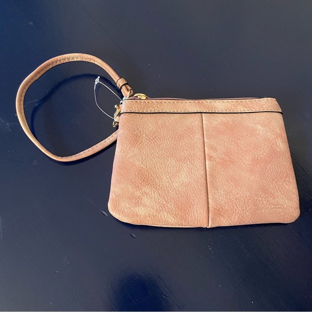 NWOT Wilson’s Leather Pink W Cashwrap Wristlet